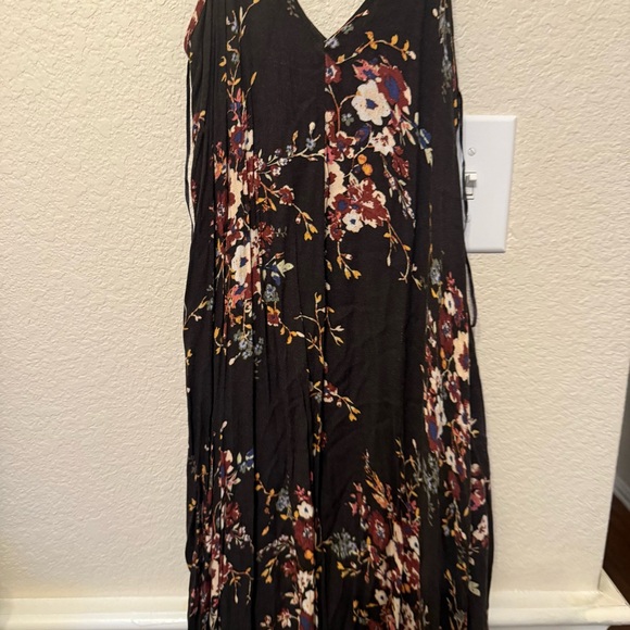 S/M LoveStitch, floral maxi dress - Picture 8 of 11